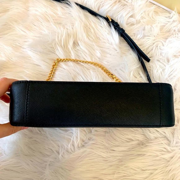 NWT Michael Kors Convertible Crossbody - Picture 7 of 9